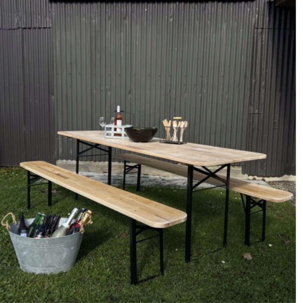 Stół z ławkami cateringowy zestaw na festyn meble ogrodowe biesiadne